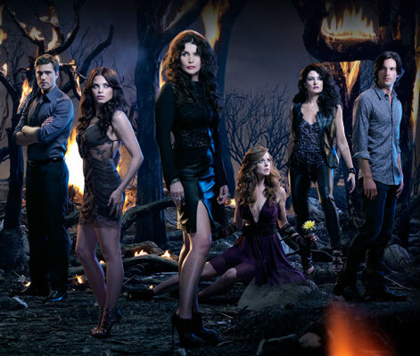 Watch Witches of East End S02E13 Season 2 Episode 13