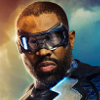 Black Lightning se představuje na prvním plakátu