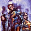 Black Lightning se naposledy vydává na Ednu