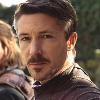 Herec Aidan Gillen mluví o Petyrově lásce ke Catelyn a Sanse