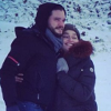 Den 103: Emilia Clarke a Kit Harington jsou na Islandu