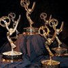 8 nominací na Emmy