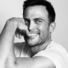 Cheyenne Jackson jako posila deváté série