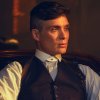 Fotografie z natáčení páté řady Peaky Blinders