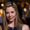 Mira Sorvino si zahraje v seriálu Stalker