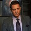 Sasha Roiz míří do Suits