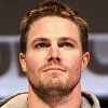 Stephen Amell si chce zahrát v Supergirl