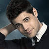 Jeremy Jordan by si přál, aby jeho postava měla schopnosti