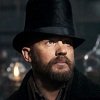 Tom Hardy si zahraje ve vlastním seriálu s názvem Taboo