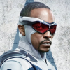 Anthony Mackie promlouvá o svém novém kostýmu: Z kolika je částí a jsou tam svalové vycpávky?