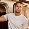 Justin Hartley rozebírá svou novou televizní roli po This Is Us