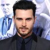 Michael Malarkey se chystá do Prahy