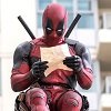 Recenze v Deadpool stylu